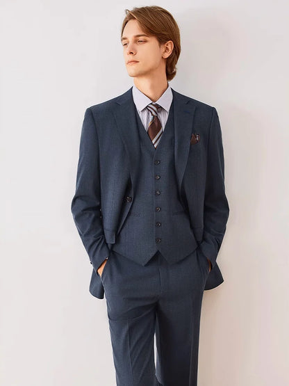 Schlanker Herrenblazer aus Wollmischung mit braunem Karomuster und Taschen – ideal für Business und Hochzeiten