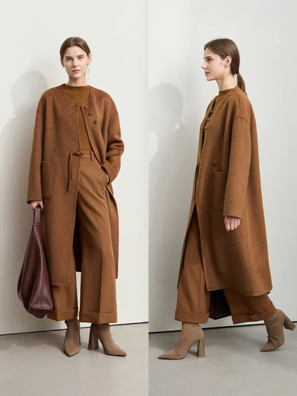 Damen Doppelseitiger Wollmantel im minimalistischen neokinesischen Stil mit Rundhalsausschnitt