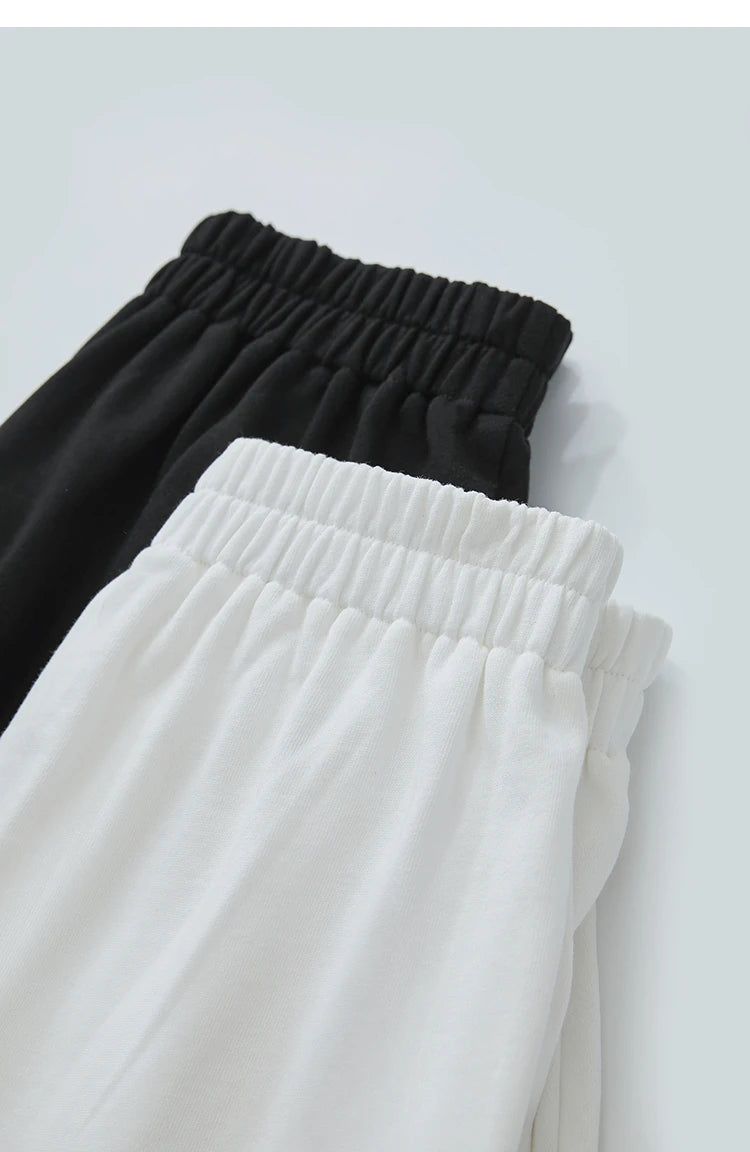 Damen Shorts aus leichtem Nylon-Baumwoll-Mix mit elastischer Taille und Taschen