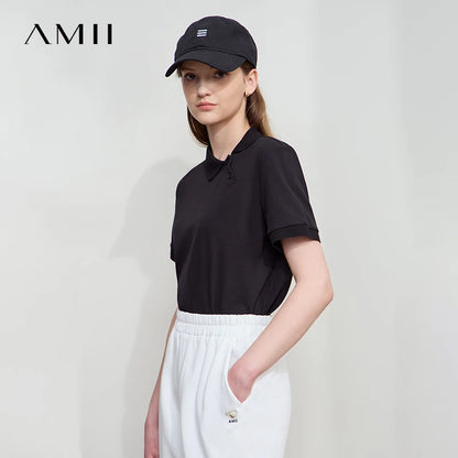Damen T-Shirt im Minimalismus-Stil mit asymmetrischem Schnitt für den Sommer