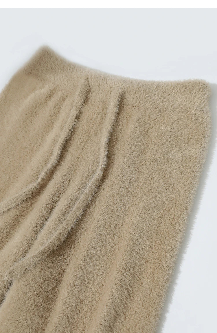 Weite Hose mit Faltenoptik, taupefarben, weicher Fuzzy-Stoff