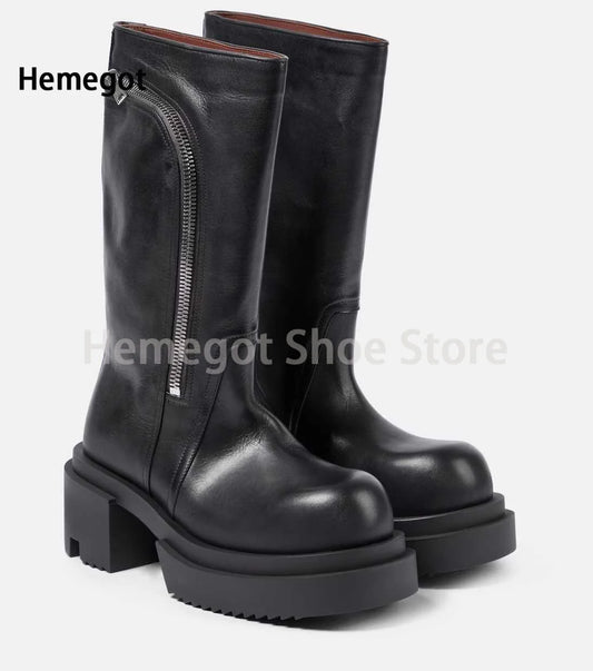 Schwarze Chelsea-Stiefeletten mit seitlichem Reißverschluss und Plateau-Profilsohle, Blockabsatz