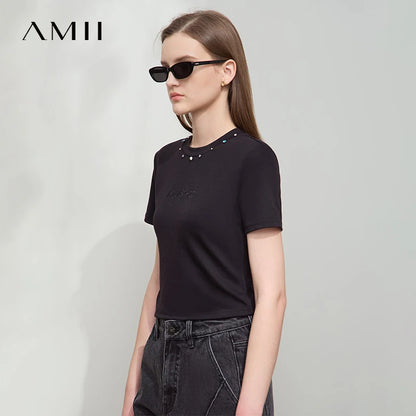 Damen Kurzarm T-Shirt im minimalistischen Design für den Sommer 2025