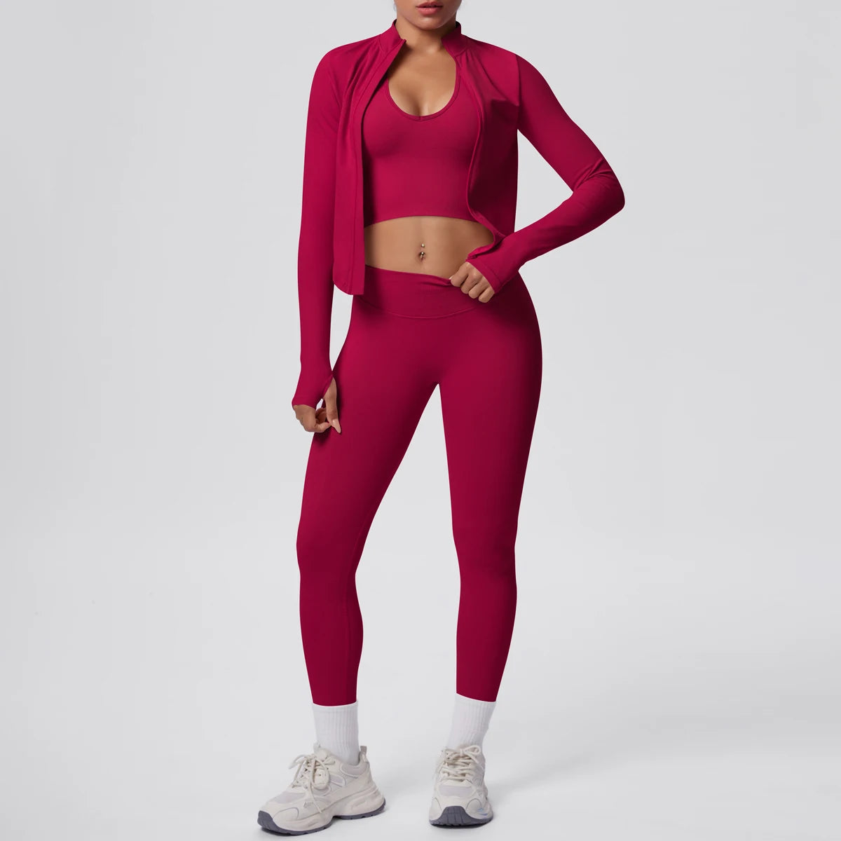 Burgunderrotes Yoga-Set mit Push-up-Top und hochtaillierter Leggings, offener Jacke, vorne