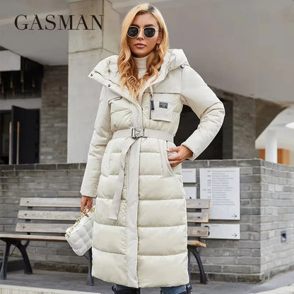 Lange Damen-Daunenjacke mit Reißverschluss, großen Taschen und Stehkragen – Kapuzenparka im klassischen Design