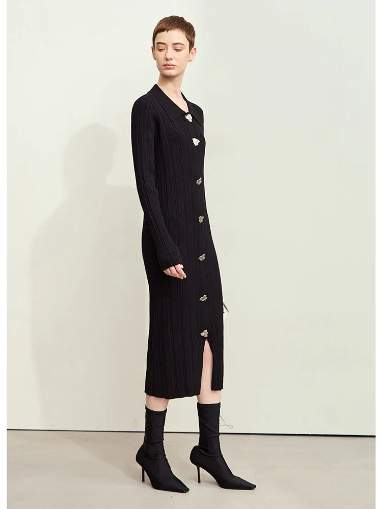 Elegantes Gestricktes Kleid Für Büro Damen Mit Kragen Und Knöpfen