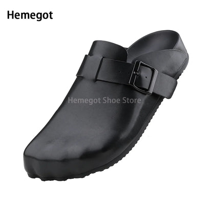 Herren-Slipper mit Schnallriemen, schwarzes Glattleder-Finish