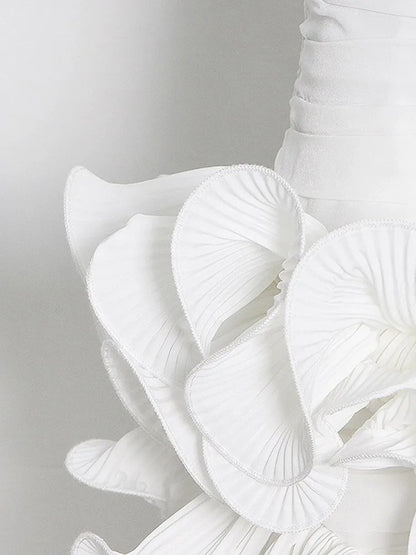 Ärmelloses Damen-Strickkleid mit Applikationen und Hohldesign – figurbetont und sexy für besondere Anlässe