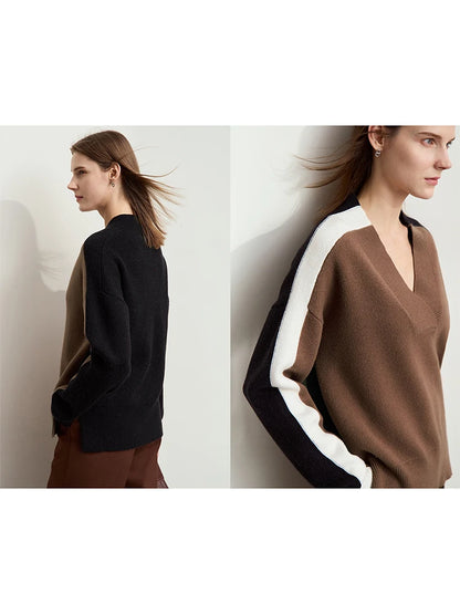 AMII Damen-Pullover im Profil: kontrastfarbige Ärmelstreifen am Rund-/V-Ausschnitt