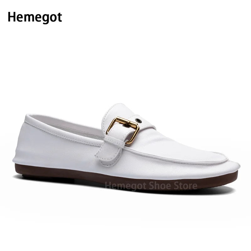 Herren-Slipper mit Schnallenriemen, weiße Lederschuhe, Seitenansicht