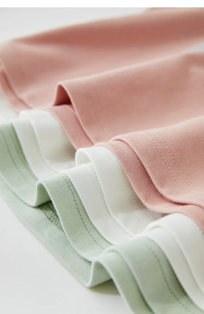 Damen T-Shirt im Minimalismus-Stil mit Kunstdruck und Stickerei für den Herbst