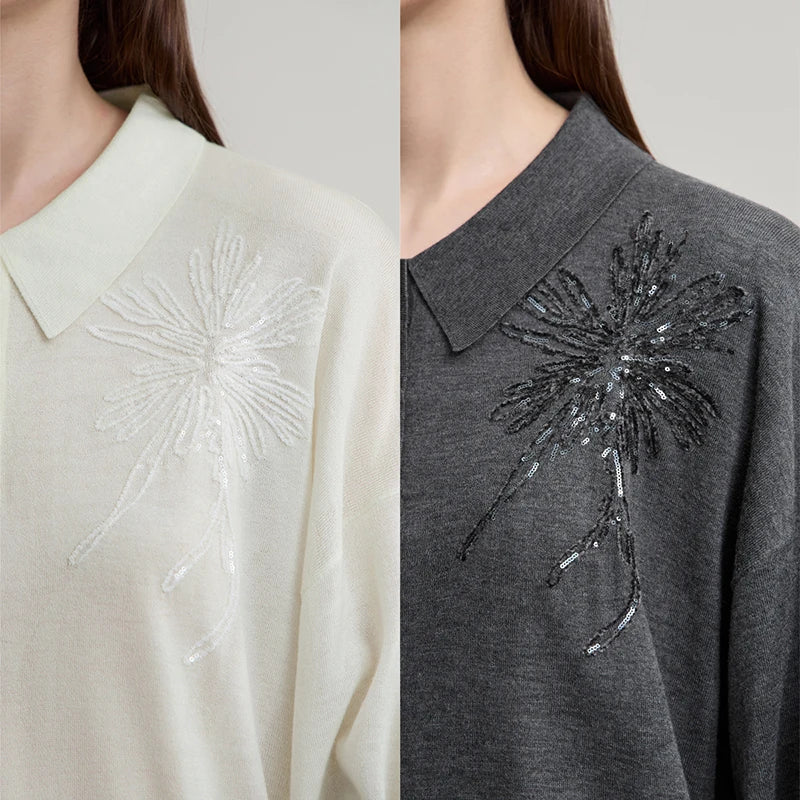 Polo-Pullover im Vergleich: creme und dunkelgrau mit Glitzerblüten-Applikation