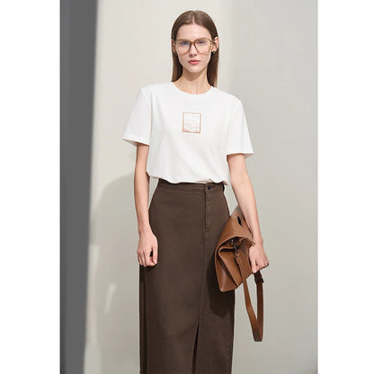Damen T-Shirt aus Baumwolle mit lässigem O-Ausschnitt und modischer Stickerei