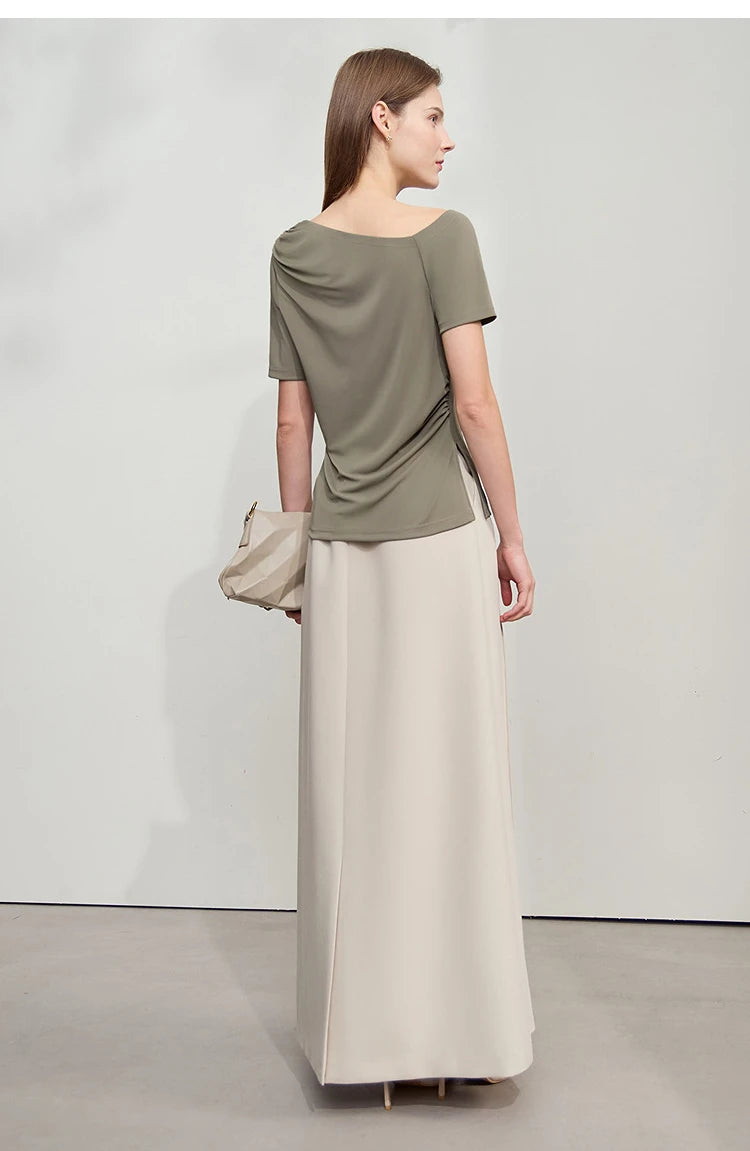 Damen T-Shirt im minimalistischen Stil mit klassischer Slim Fit Passform