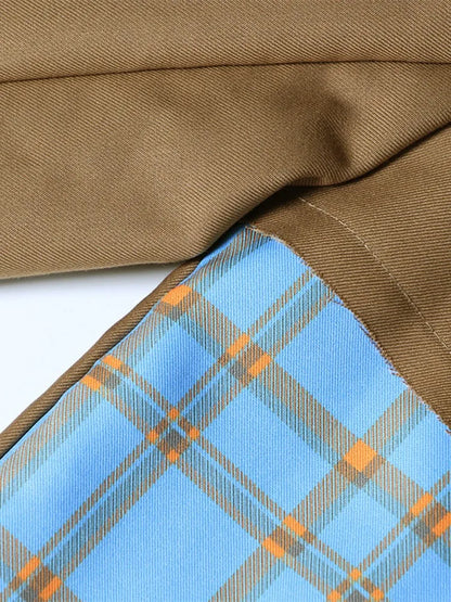 Patchwork-Blazer für Damen mit Knopfleiste, Notch-Kragen und langen Ärmeln – Designer-Mantel mit Hohldesign und Taschen.