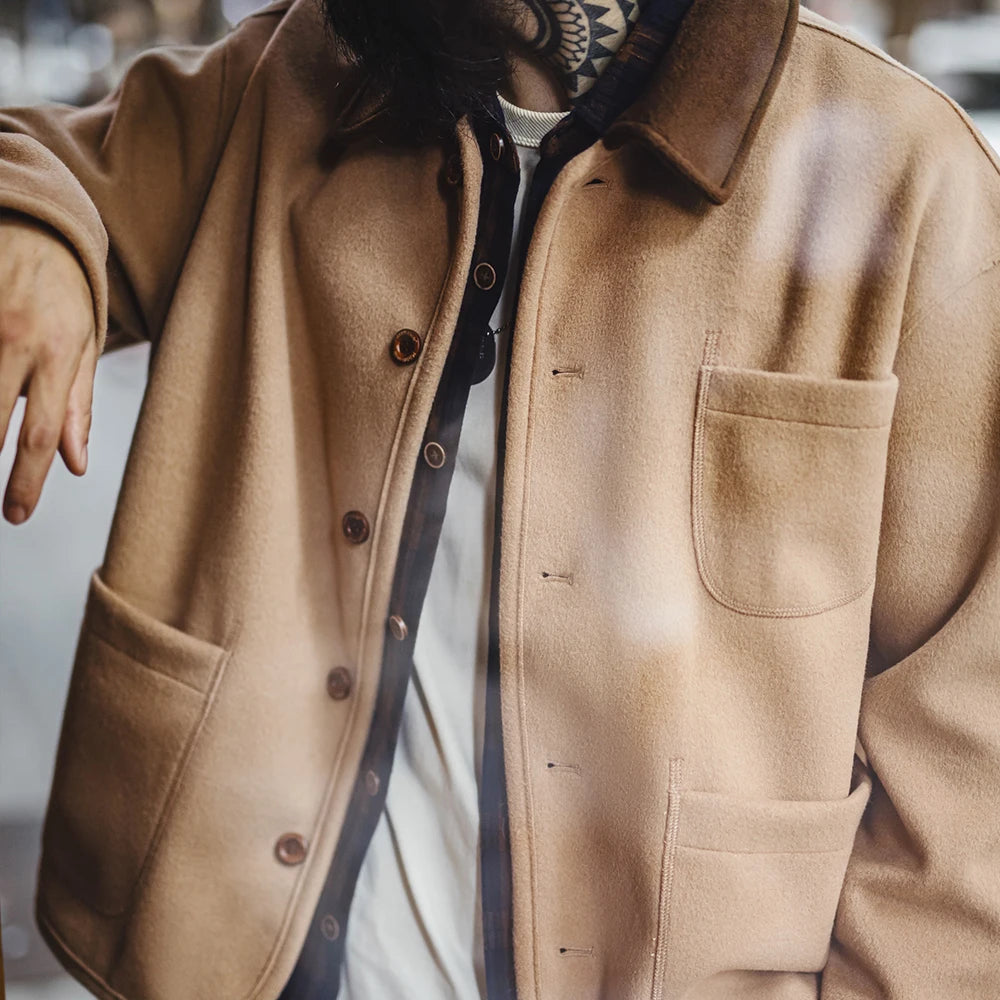 Herren Vintage-Jacke aus schwerer Wolle mit kontrastierendem Revers und warmer Passform