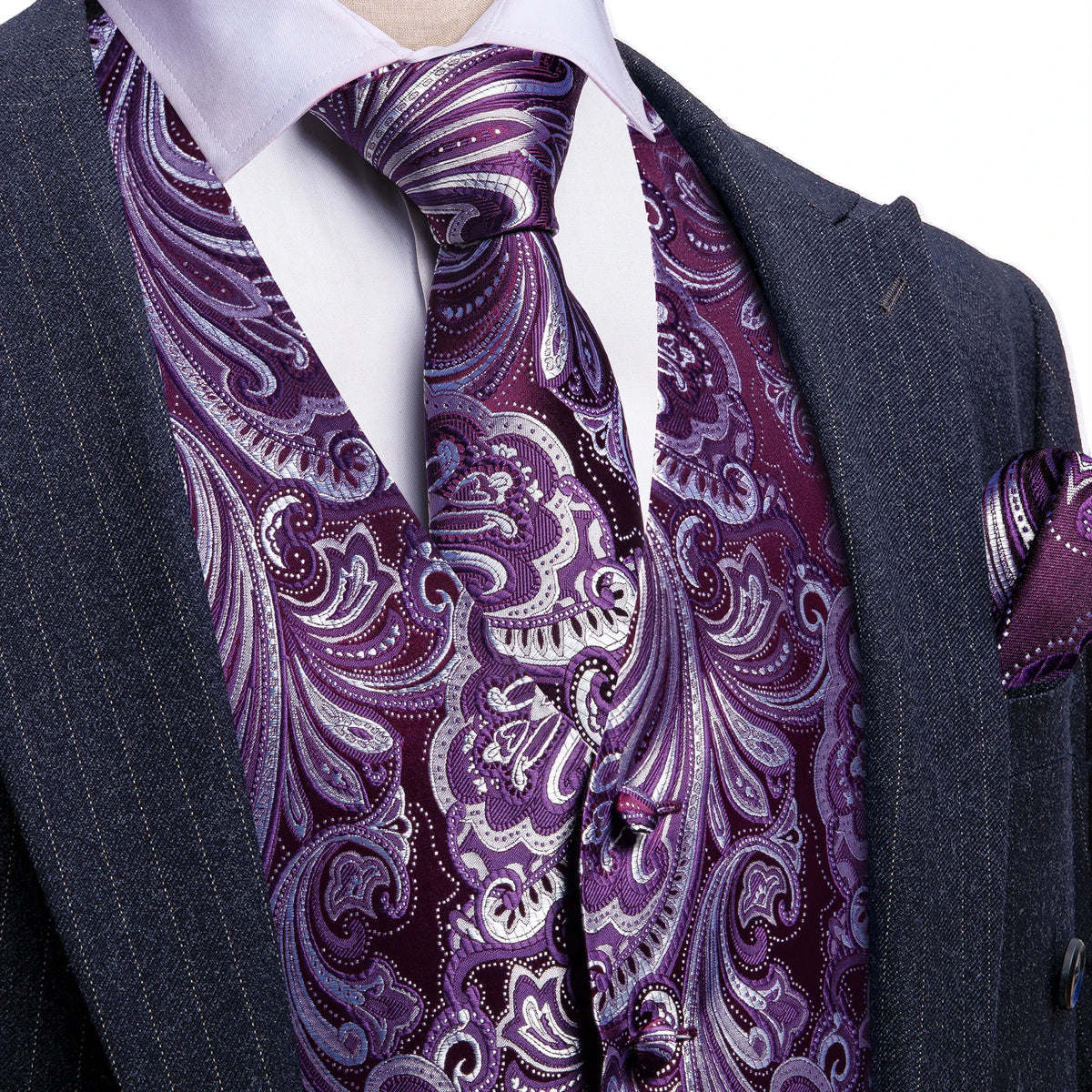 Herrenweste in lila Jacquard-Optik mit Paisley-Muster und passender Krawatte