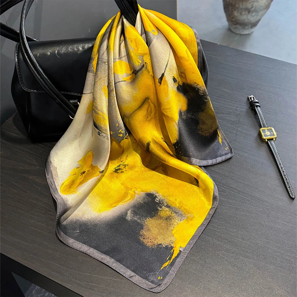 Damen Seidensatin Schal quadratisch Blumenprint Kopftuch Bandana Hijab H