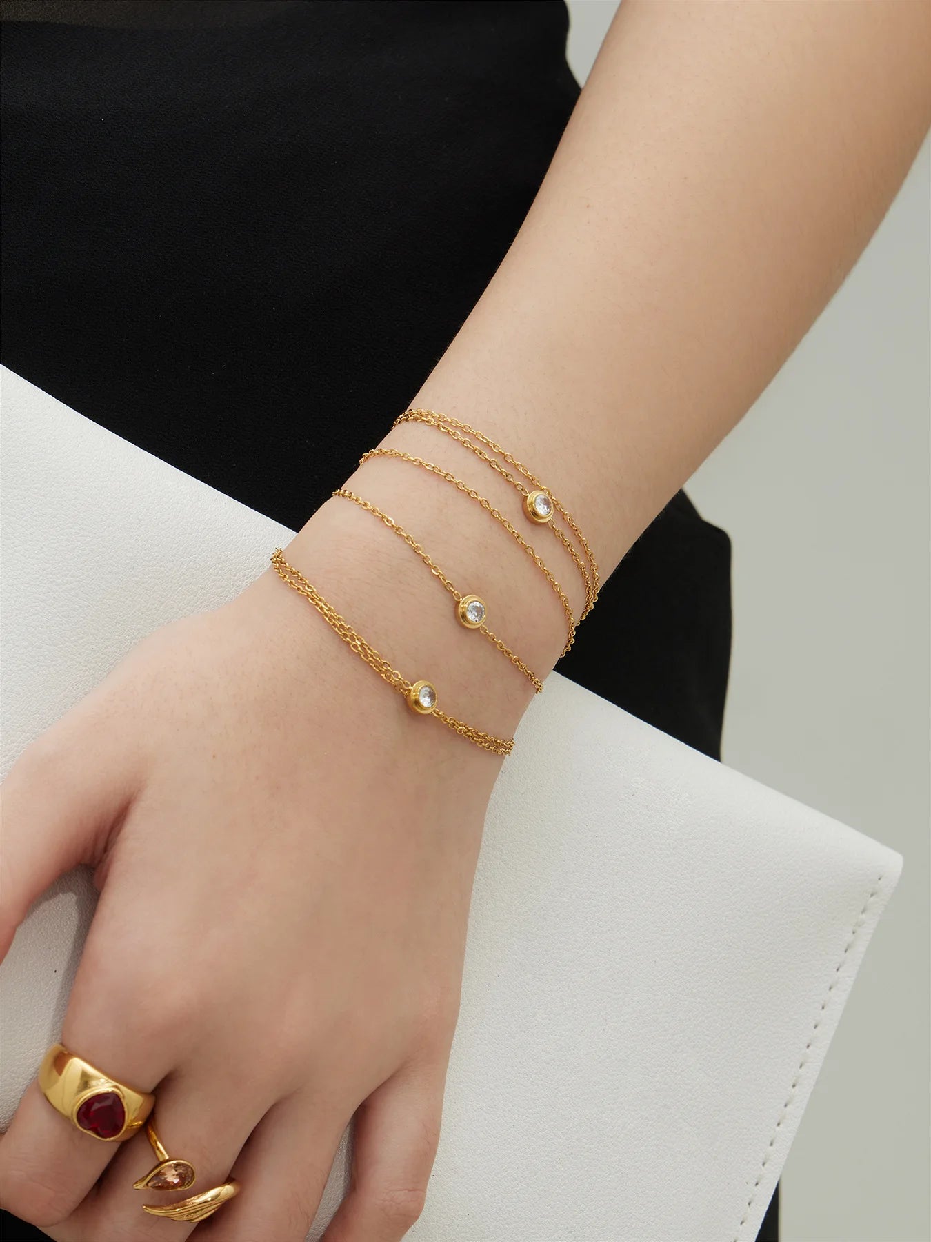 Damen-Armband Doppelkette mit Zirkonia-Solitär