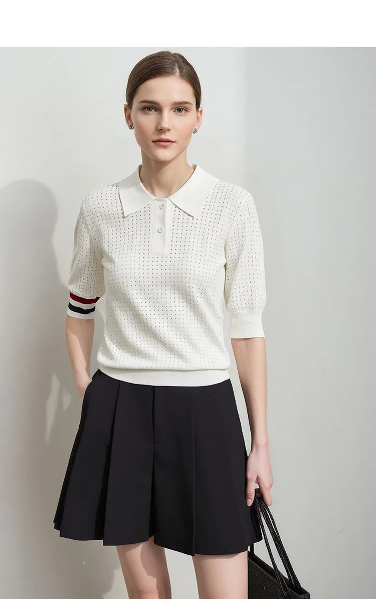 Gestricktes Damen-Poloshirt, cremefarben, Knopfleiste, gestreifte Ärmelabschlüsse