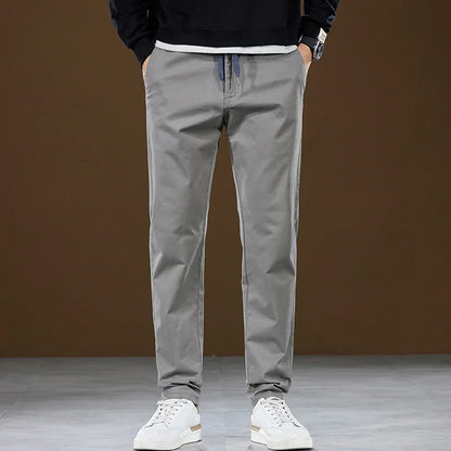 Herren Hose aus Baumwolle im Casual-Stil mit gerader Passform und Taschen