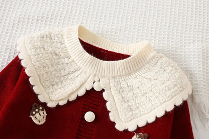 Mädchen Kleidungsset mit großem Umlegekragen und kariertem Faltenrock