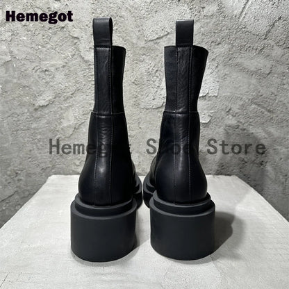 Schwarze Chelsea-Boots mit Absatz und breiter, dicker Laufsohle