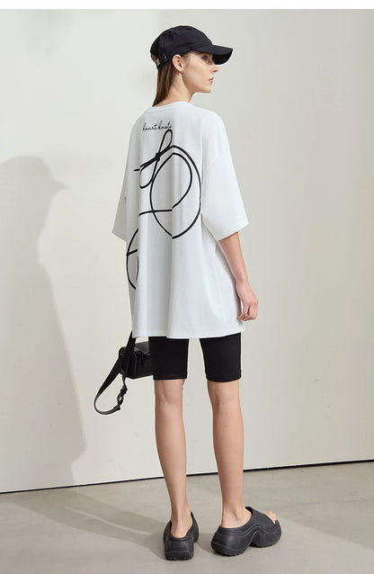 Damen T-Shirt aus ultraloch Stretch-Baumwolle mit Buchstaben-Bowknot-Aufdruck