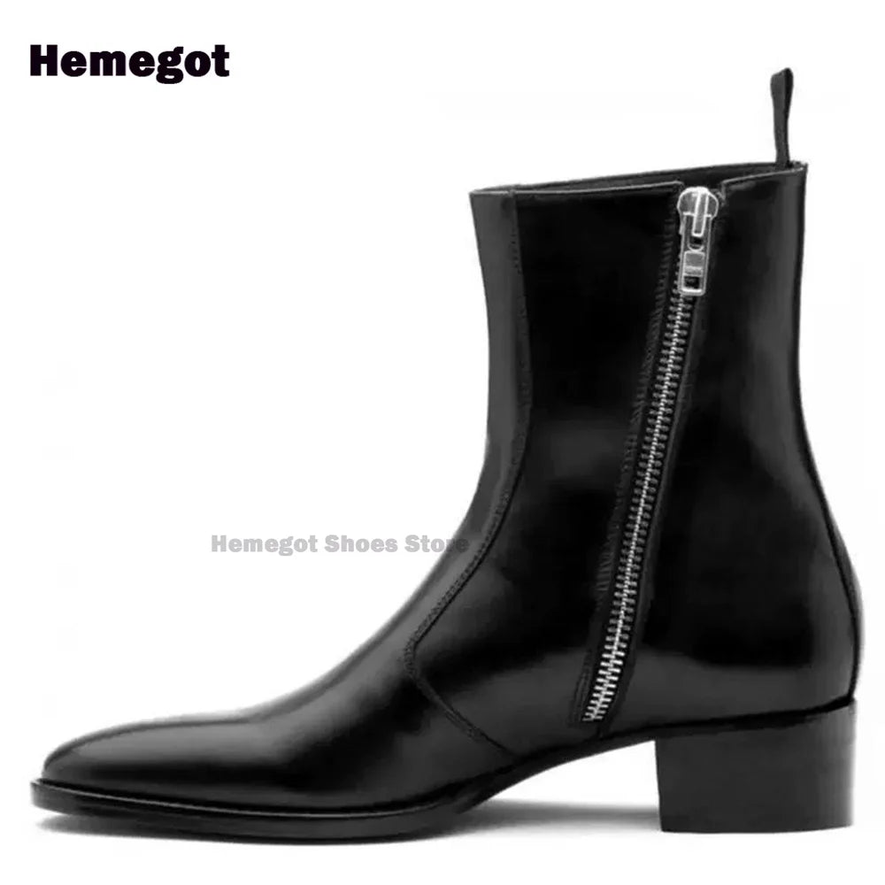 Schwarzer Chelsea-Boot mit seitlichem Reißverschluss und schmaler Zehenpartie