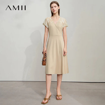 Elegantes Damen Kleid Mit V Ausschnitt Schlank Und Bequeme Passform
