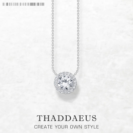 Runde Zirkon-Halskette aus 925 Sterlingsilber mit Halo-Anhänger und feiner Gliederkette