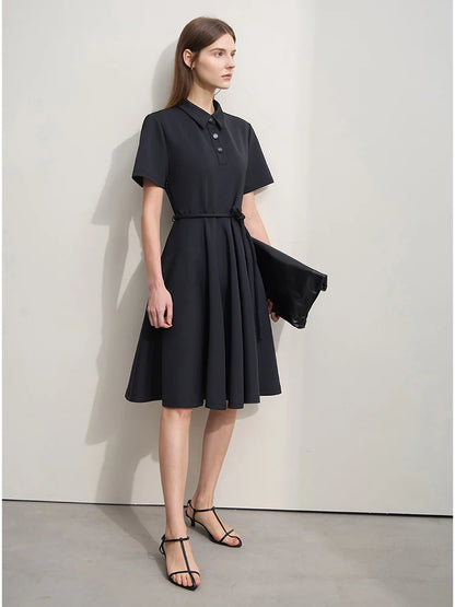 Elegantes Damen Sommer Kleid Mit Gürtel Flatternde Passform