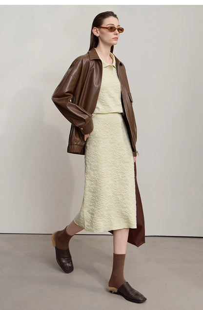 Cremefarbener Midirock aus Strick, einfarbig, mit schmalem Bund und Knielänge