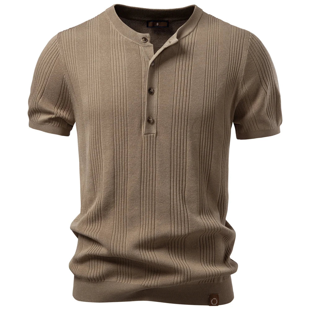 Henleyshirt mit Knopfleiste, Kurzarm und geripptem Streifenmuster in Beige
