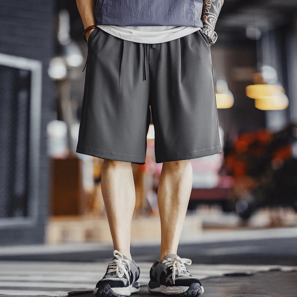 Herren Shorts aus Anti-Falten-Tuch mit elastischer Taille und lockerer Passform
