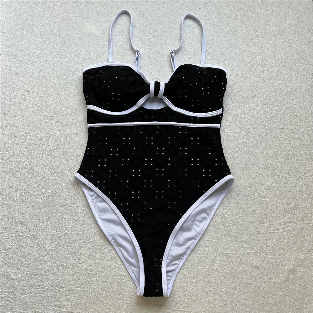 Damen-Badeanzug Cut-Out High-Leg Monokini Weste gepolstert 2026
