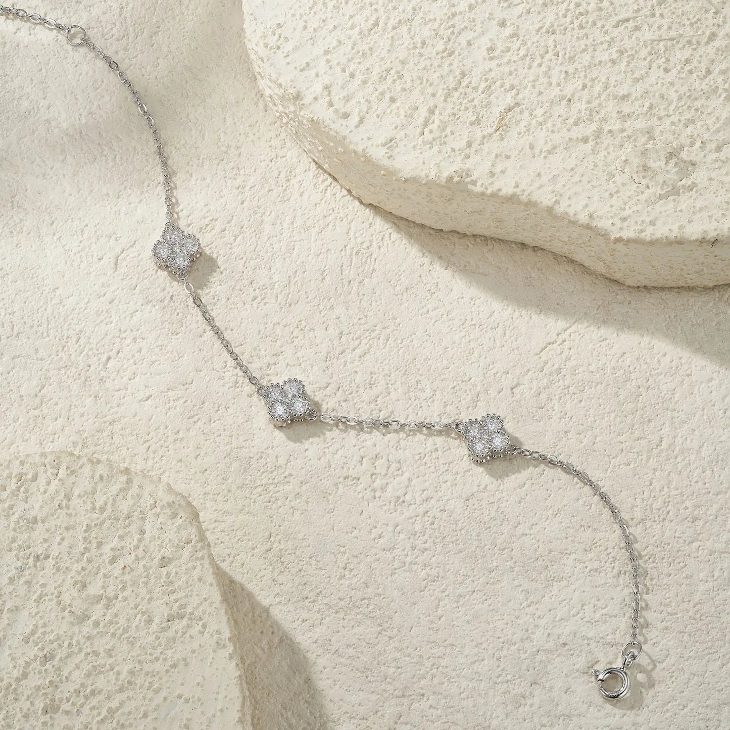 Damen-Armband mit Kleeblatt-Moissanit aus Sterlingsilber