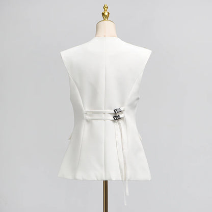 Elegantes Damenkleid mit Rundhalsausschnitt, kurzen Ärmeln und Pailletten-Patchwork-Design – ideal für besondere Anlässe.