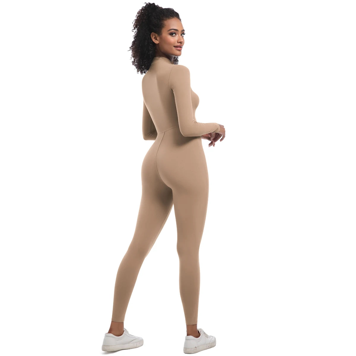 Nahtloser Damen-Overall mit langen Ärmeln, beige/braun, körpernah, Frontreißverschluss