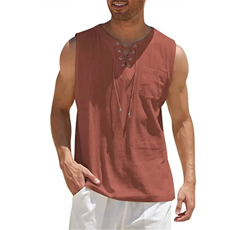 Ärmelloses Herren-Strickoberteil mit Rundhalsausschnitt und Hohldesign – ideal für den Sommer.