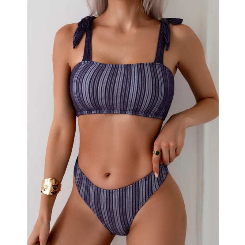 Blumiger Bikini-Set mit Push-up-Effekt – verführerische Bademode für den Strand