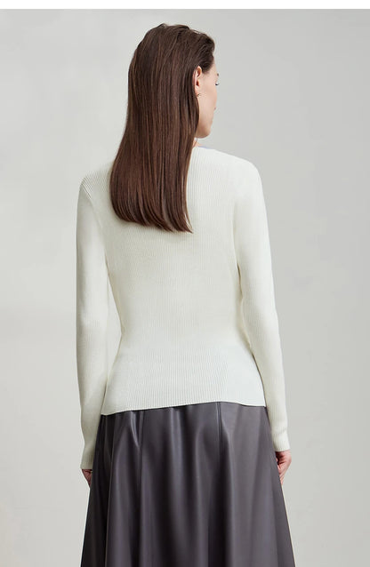 Damen-Langarmpullover aus Strick in Creme, gerippter Abschluss an Saum und Bündchen