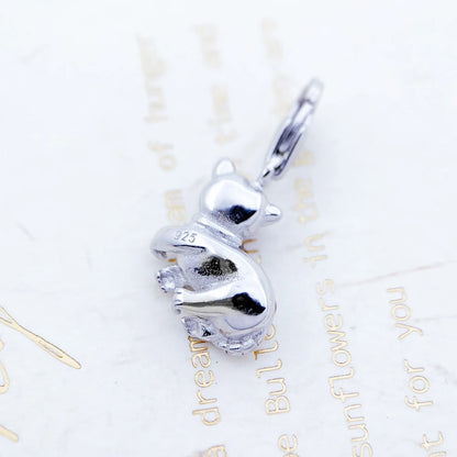 925 Silber-Anhänger mit Gravur „925“ auf der Rückseite und Schlaufe am Katzenmotiv