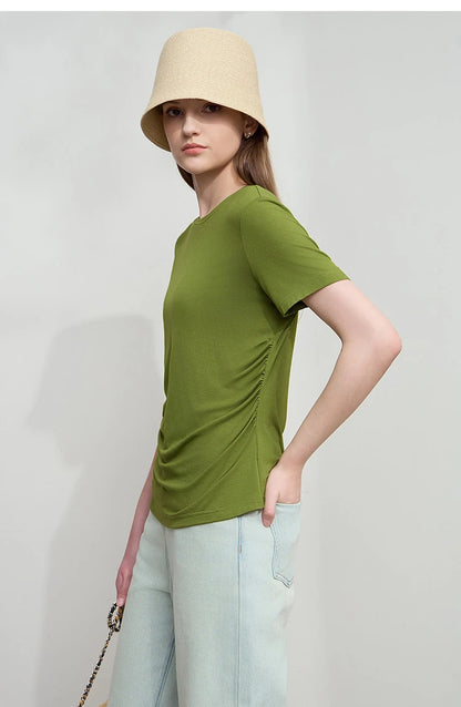 Damen Sommer-T-Shirt im minimalistischen Stil mit schmalem O-Ausschnitt und kurzen Ärmeln