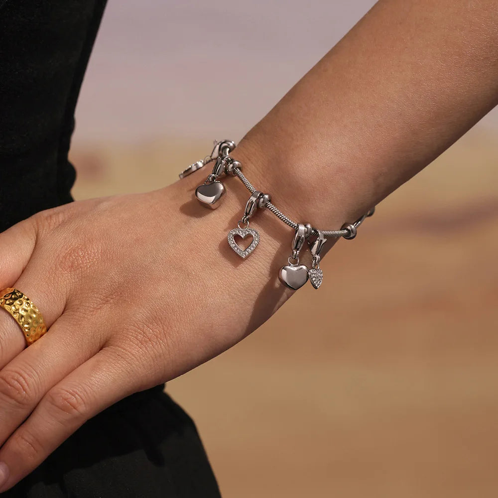 Damen-Charm-Armband mit Herz-Zirkonia