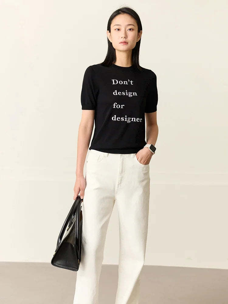 Damen Top im Minimalismus-Stil mit O-Ausschnitt und kontrastierenden Farben