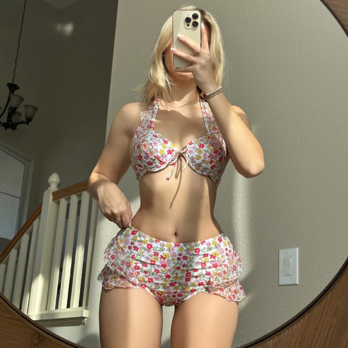 Bauchfreies Bikini-Set mit Push-up-Effekt und hohem Bund – ideal für Strand und Pool
