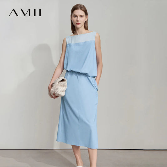 Helles blaues Damenkleid mit schwingendem Schnitt, Colorblock-Oberteil und Trägern