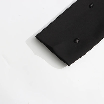 Elegantes Damenkleid mit Rundhalsausschnitt, langen Ärmeln und Patchwork-Design in lockerer Passform.