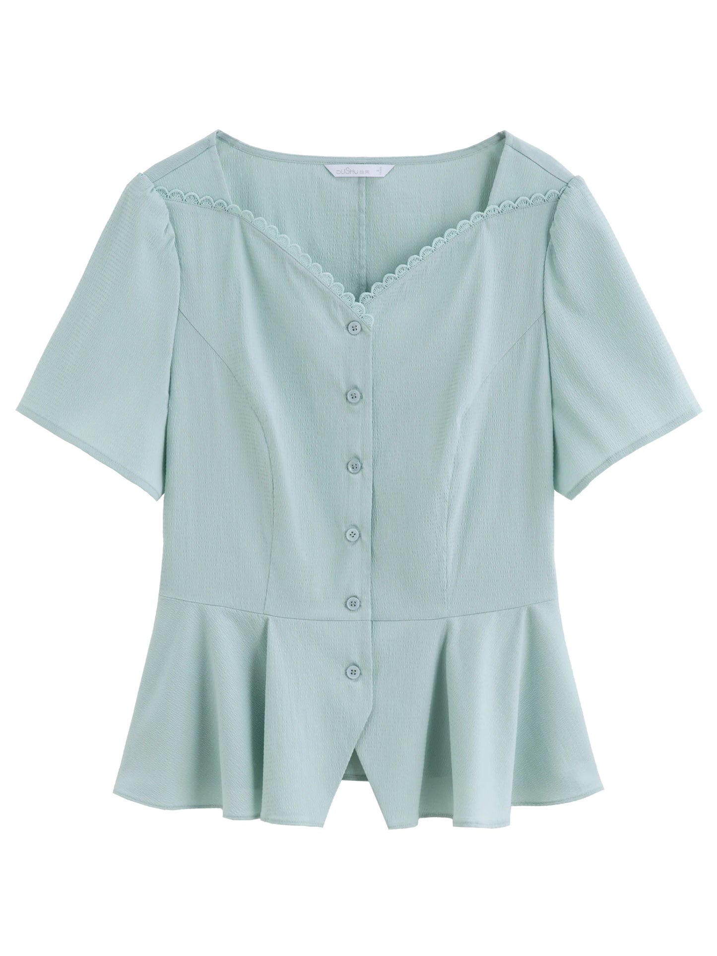 Elastisches Damen-Strickshirt in Übergröße mit kurzen Ärmeln – stilvoll und ideal für den Sommer.
